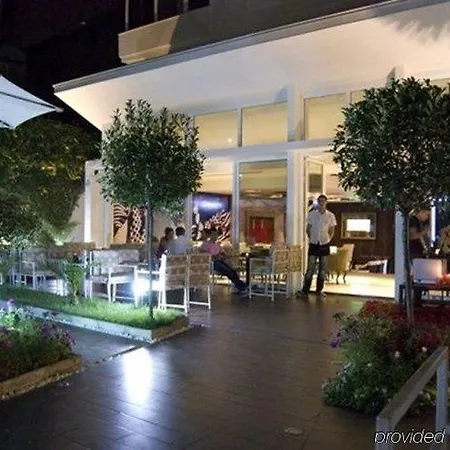 Hotel Ejna 4*
