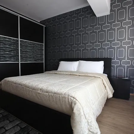 Hotel Ejna 4*