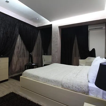 Ejna Hotel Tirana