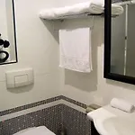 Ejna 4* تيرانا