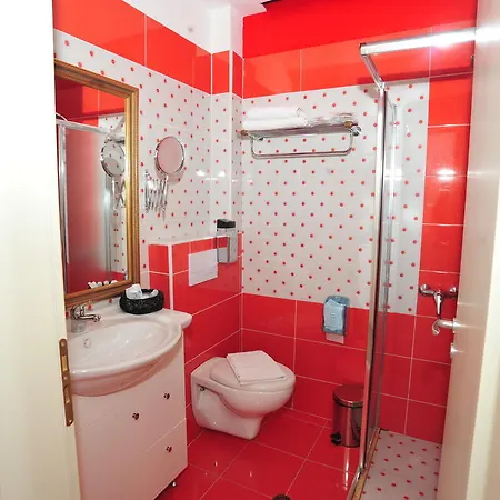 Hotel Ejna Tirana